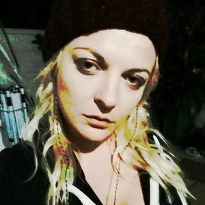 Meet your Posher, Candice